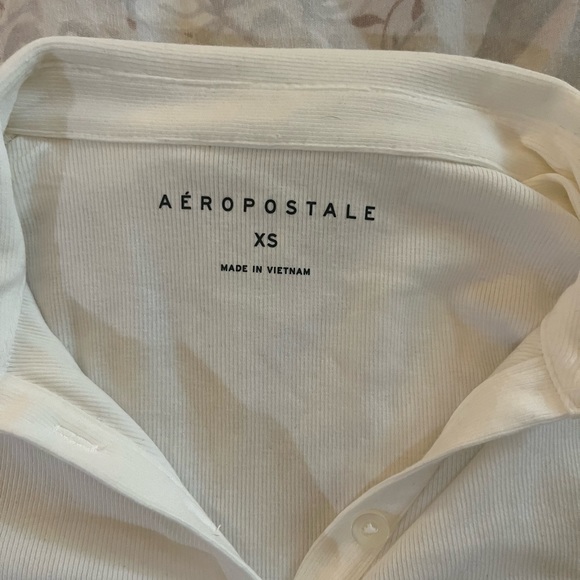 White crop top - Picture 2 of 2